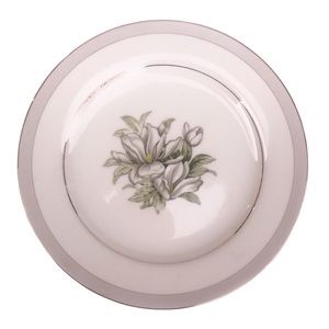 Wentworth Fine China Yolanda Japanese Lily Plate 2